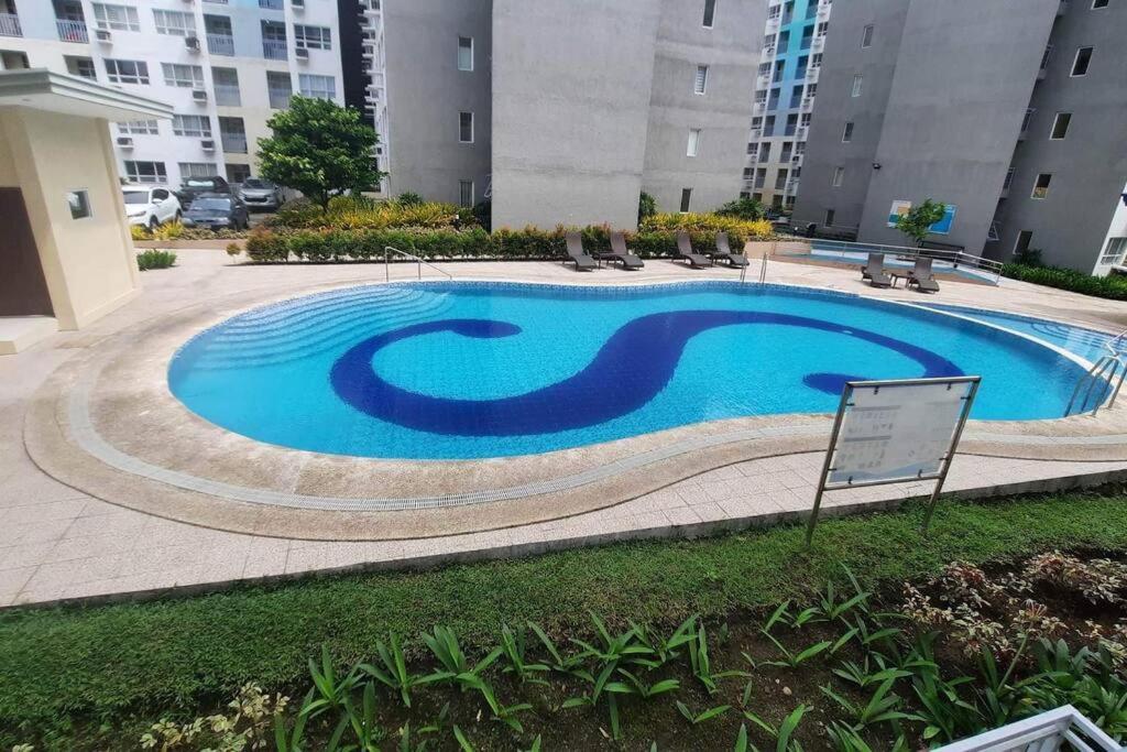 Davao City Condo Living Made Easy Lifestyle Екстериор снимка