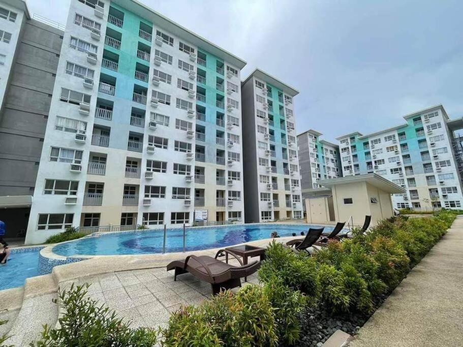 Davao City Condo Living Made Easy Lifestyle Екстериор снимка